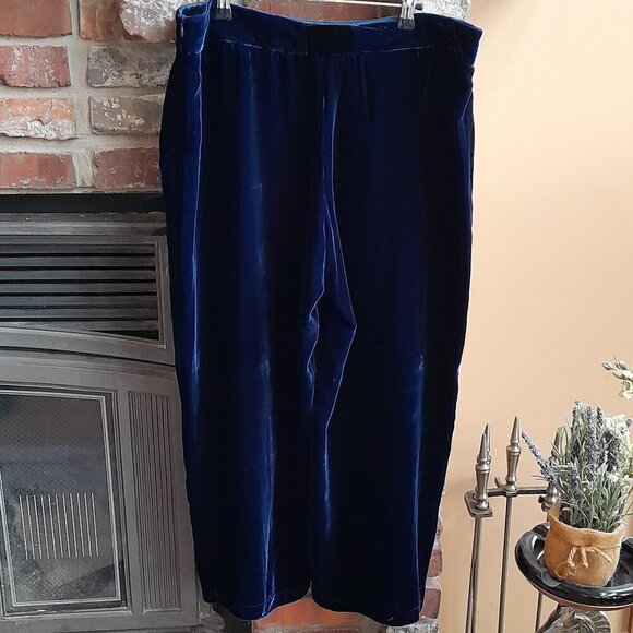 Giorgio Armani Velvet Pants - Picture 1 of 6